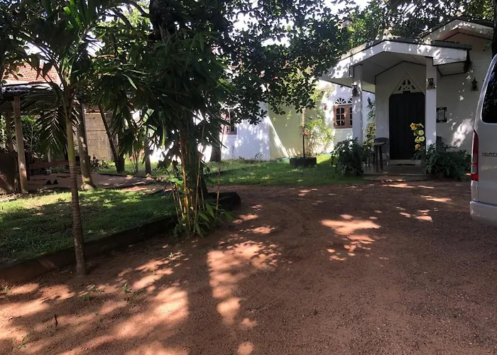 Sylvester Villa Hostel Negombo